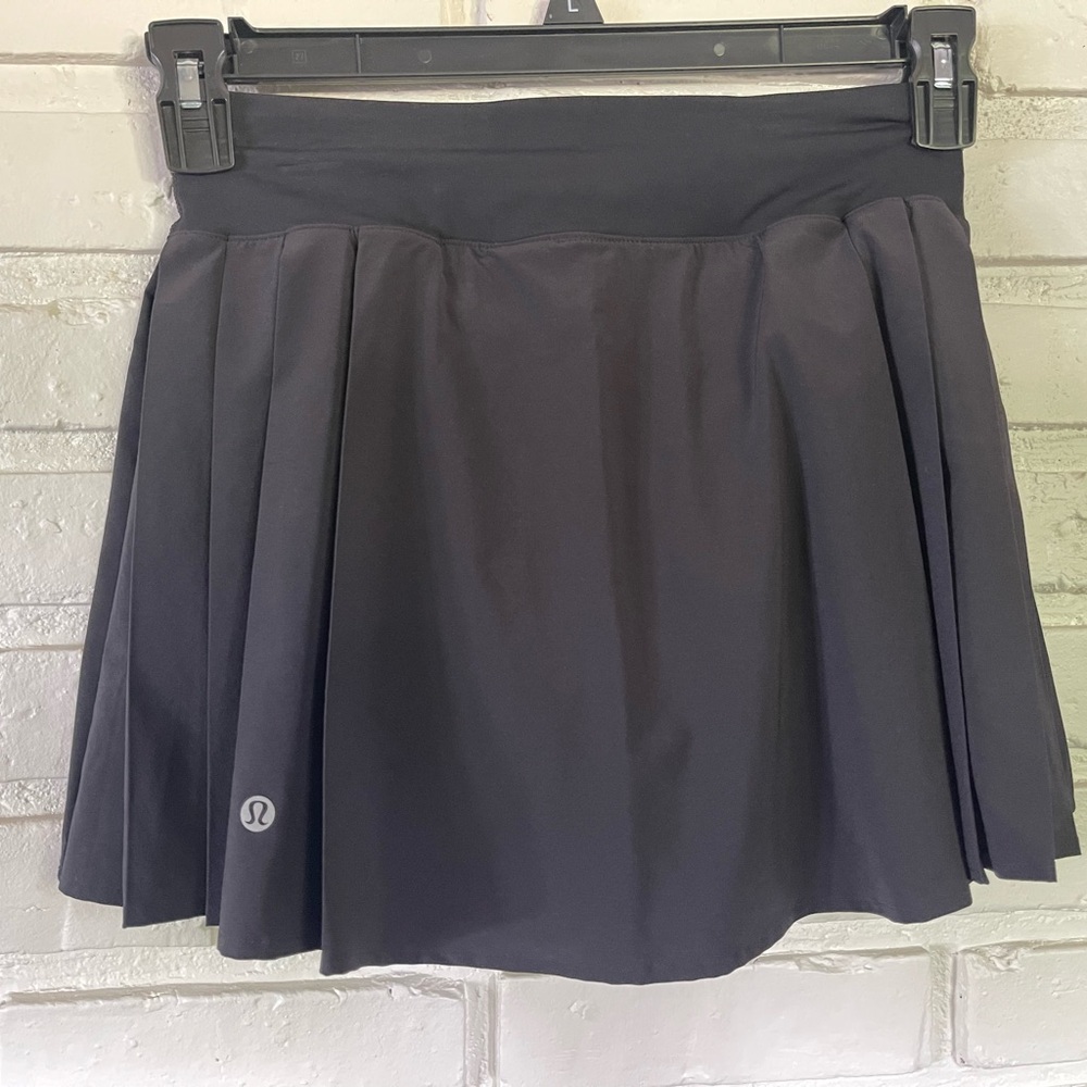 Lululemon Black Pleated Tennis Skirt Size 4
